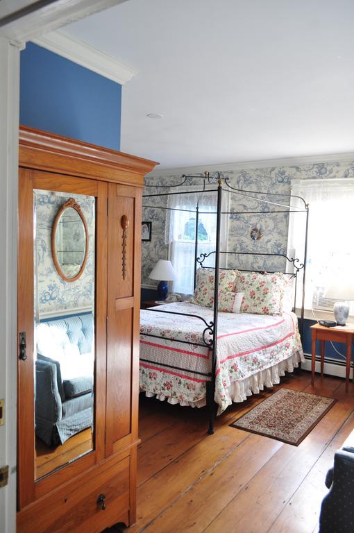 The Chester House Inn Bagian luar foto