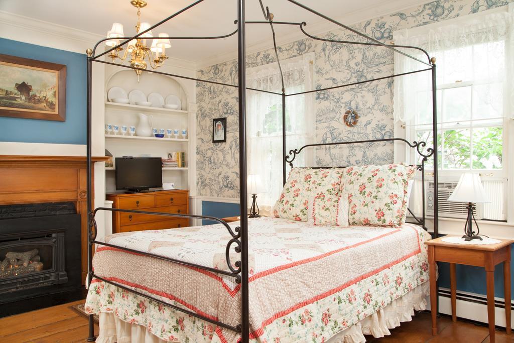 The Chester House Inn Bagian luar foto