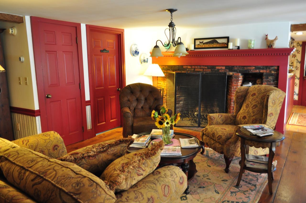 The Chester House Inn Bagian luar foto