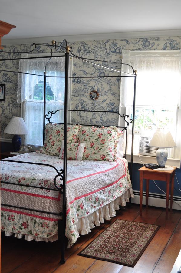 The Chester House Inn Bagian luar foto